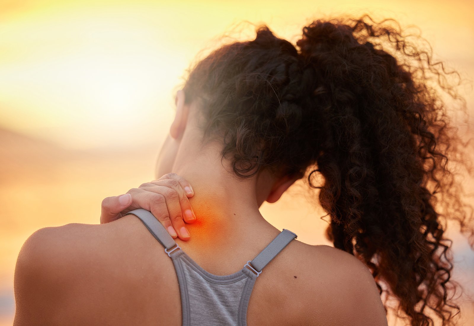 woman with shoulder and neck pain