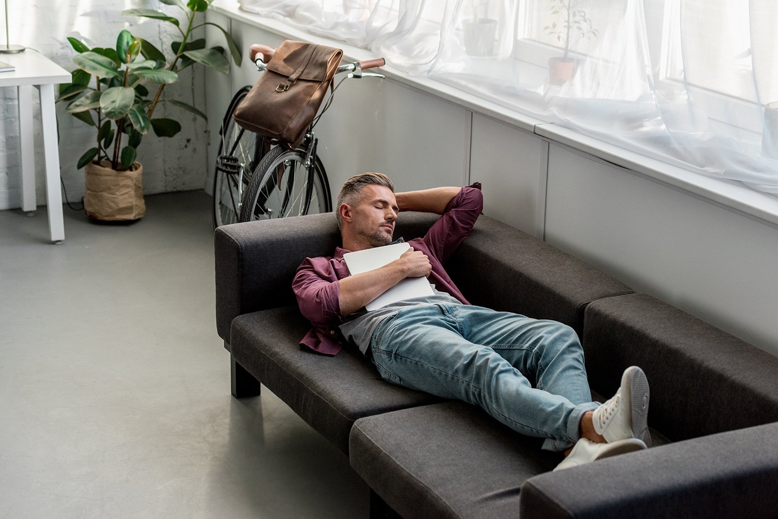 Cortisol, Stress & The Leaky Gut Syndrome in Men: Breaking the Cycle