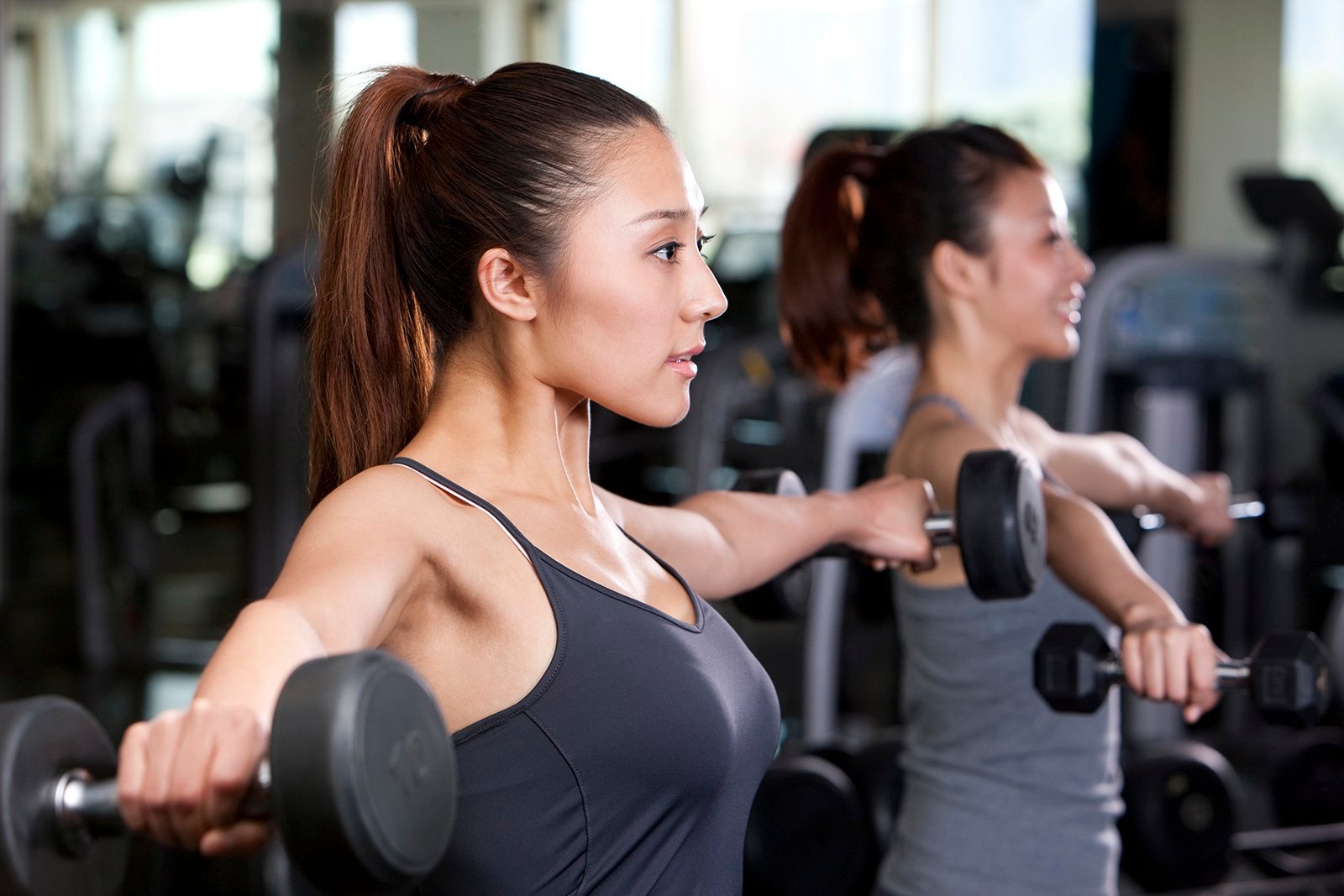 Tired of Hormonal Chaos? – How Real Food & Strength Training Transform Women’s Health